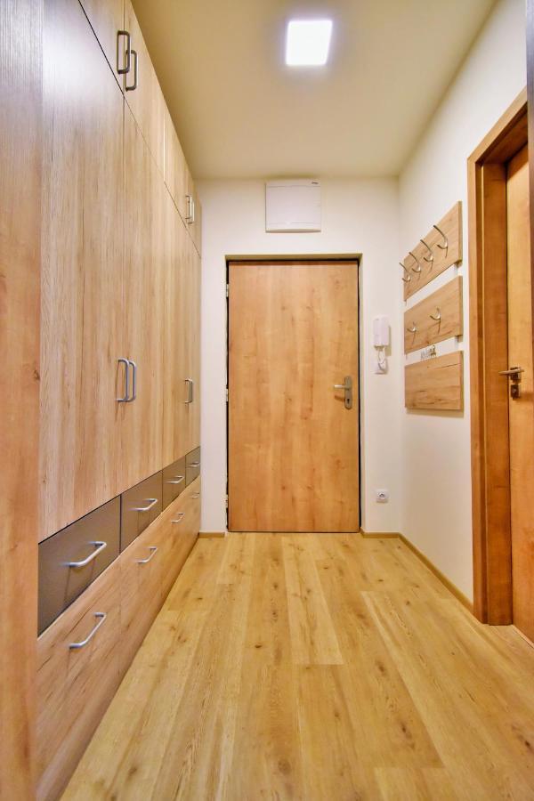 Apartma Promenada 276-12 Apartment ฮอร์นิมาร์ชอฟ ภายนอก รูปภาพ